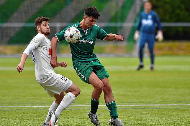 Bild 34: Spvgg. Untermünstertal siegt gegen FC Erzingen mit 2:1 &ndash; und wir haben Bilder!