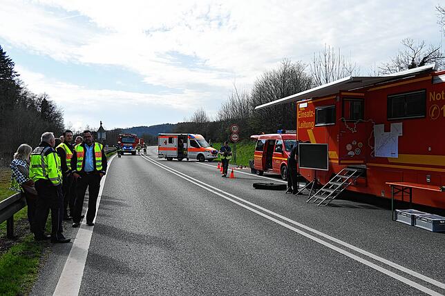 Bild 2: Große Feuerwehrübung in Tiengen – Die besten Bilder
