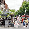 Einkaufen als Freizeiterlebnis wie bei dieser Aktion Ende Juni: Mit dieser Vorgehensweise will der City Ring, die Vereinigung der ...