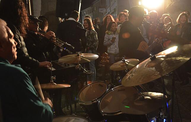Bild 35: Gute Stimmung bei der Markdorfer Musiknacht