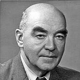 Franz Knapp wurde 1880 in Griesheim bei Offenburg geboren. Er starb 1973 in Konstanz, der Stadt deren Oberbürgermeister er zwischen 1946 ...