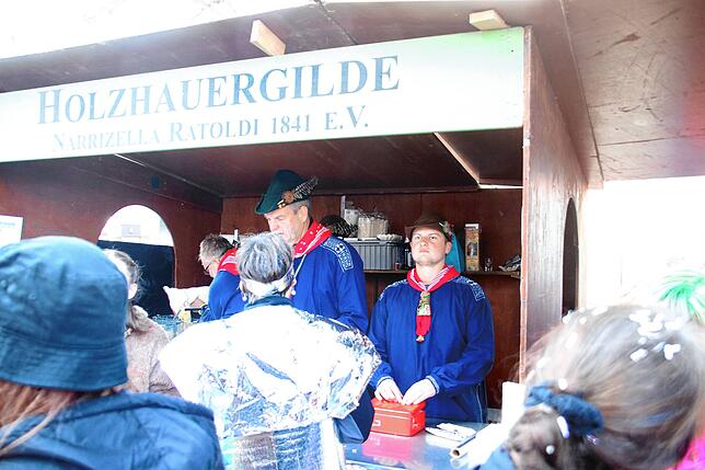 Bild 14: Der närrische Jahrmarkt auf dem Marktplatz Radolfzell (Teil 1)