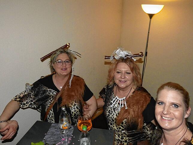 Bild 13: Wiiberfasnacht: Das begeisterte Publikum brachte den Saal zum Beben - die Highlights in Bildern!