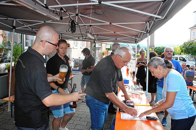Bild 4: Bilder von der Premiere von „Stockach is(s)t bunt“ (1)