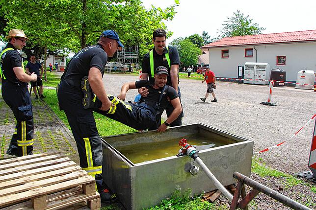 Bild 27: Wettkämpfe bei hitzigen Temperaturen in Berau – Teil 2