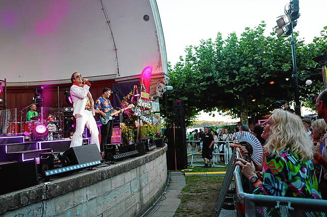Bild 13: Seenachtfest 2024: Im Stadtgarten spielt nicht nur die Musik, sondern spielen auch die Kinder
