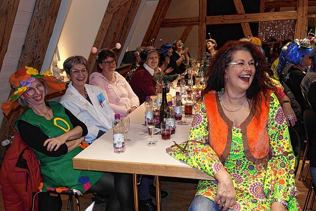 Bild 4: Die schönsten Bilder von der Frauenfasnet St. Nikolaus Markdorf