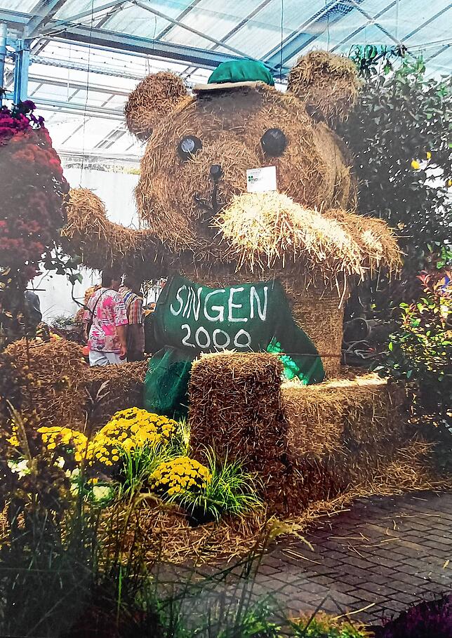 Ein Bär im Glashaus: Das Wappentier der Stadt Singen, wurde zum Maskottchen der Gartenschau mit dem Namen „Twilli“.