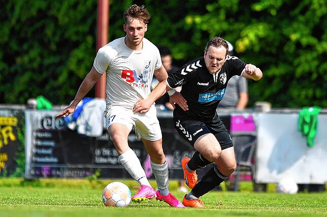 Bild 21: FC Erzingen verliert mit 2:4 bei Spitzenreiter VfR Hausen &ndash; und wir haben Bilder!