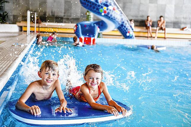 Auch bei den Kleinen ist das Hallenbad in Villingen sehr beliebt.