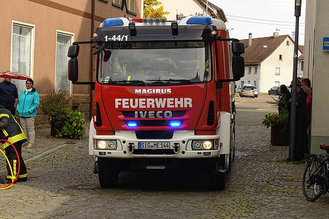 Bereits kurz nach 14 Uhr war das erste Martinshorn zu hören.