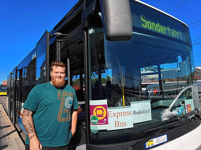 Busfahrer Lukas Capelli findet, dass sich der Schienenersatzverkehr inzwischen gut eingependelt hat.
