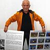 &bdquo;Wurzelsucher&ldquo; Jürgen Mahler präsentiert im Gemeinderat zwei der Wandtafeln für das im Heimatmuseum. Beim Geschichts- und ...