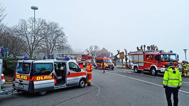 Die DLRG war am Freitag wegen einem Tauchunfall in Meersburg im Einsatz.