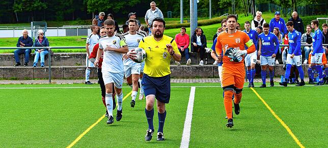Bild 1: SV 08 Laufenburg II besiegt die SF Schliengen mit 3:2 &ndash; und wir haben Bilder!