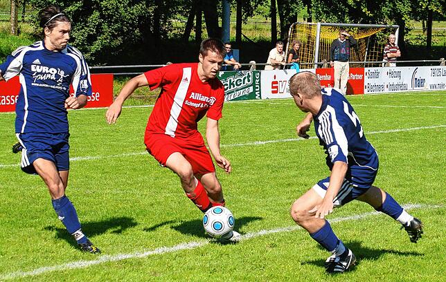 Bild 33: Schnappschüsse aus der Bezirksliga-Saison 2010/2011