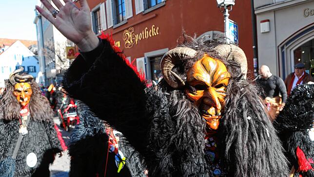 Bild 13: Kinderumzug 2023: Der Rosenmontag gehört den kleinen Mäschgerle