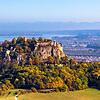 Der Hohentwiel in Blickrichtung des Bodensees.