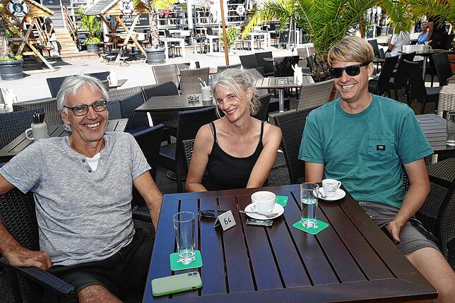 MCE GmbH – hier vertreten durch (v.l.) Jürgen Wünsche und Elke Cosmo – zieht sich aus der KLE Seenachtfest GmbH zurück. Event Promotions ...