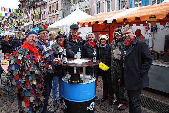 Bild 12: So farbenfroh ist es bei der Närrischen Gass in Waldshut II