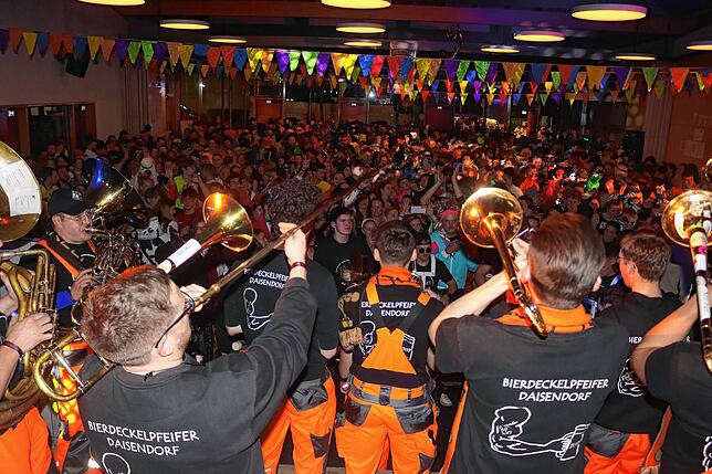Bild 10: Wikinger feiern Riesenparty zum 40. Geburtstag