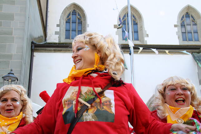 Bild 8: Die Girls von Cheerio Ratoldi geben den Groove auf dem Marktplatz vor