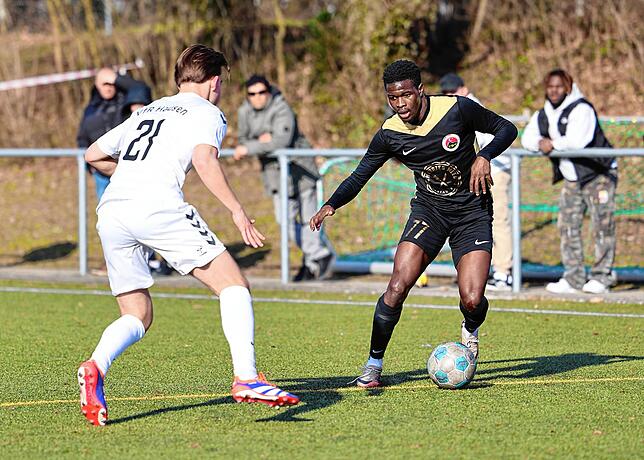 Bild 12: Unsere besten Bilder vom 2:1-Sieg des TSV Singen gegen den VfR Hausen