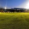 Flutlichtstimmung: Die Gäste aus Schonach hatten beim Hegauer FV keine Chance. Die Heimmannschaft gewann mit 6:0.