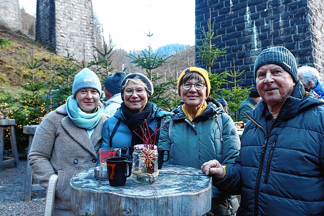 Tausende Besucher kamen zum Weihnachtsmarkt in die Ravennaschlucht um das einmalige Feeling zu erleben