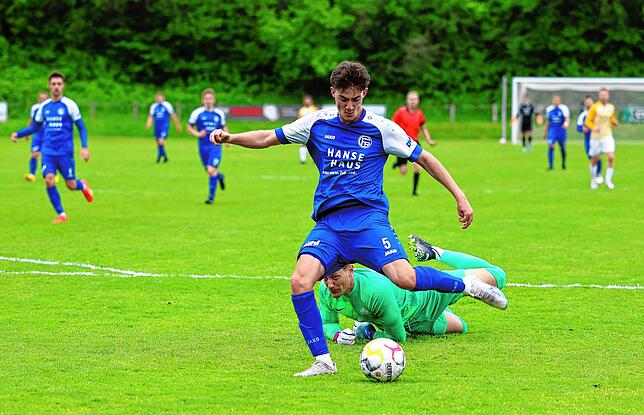 Bild 9: Die besten Bilder der Landesliga-Partie zwischen dem FC Radolfzell und der SG Dettingen-Dingelsdorf