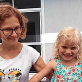 Ramona Kaiser mit ihrer Tochter Merle.