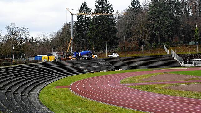 Seit Jahrzehnten ist bekannt, dass der Investitionsstau beim Bodensee-Stadion, das in den 1930er Jahren erbaut wurde, erheblich ist. Im ...