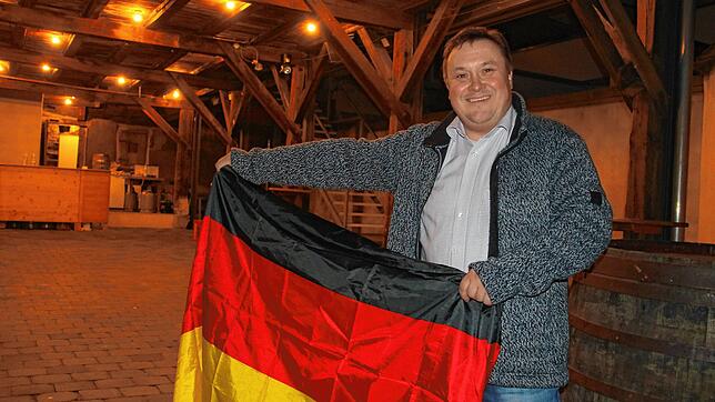 Narrizalle-Zunftmeister Sascha Hain freut sich schon auf das Public Viewing in der Remise des Zunfthauses in der Kernstadt.