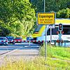 Der Bahnübergang am Ortseingang von Espasingen. Wenn die Ortsumfahrung kommt, wird es ihn nicht mehr geben. Fördergelder hängen sogar ...
