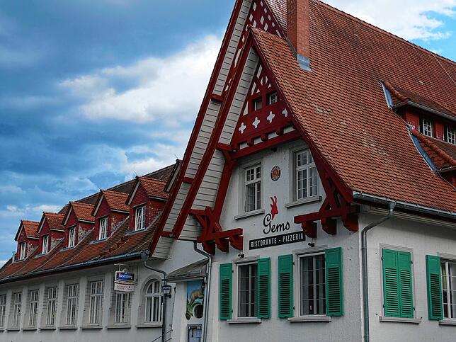 Die Gaststätte Gems und der Kulturpunkt Arlen sind heute ein beliebter Treffpunkt für Geselligkeit. Nach wie vor ist es nicht nur Lioba ...