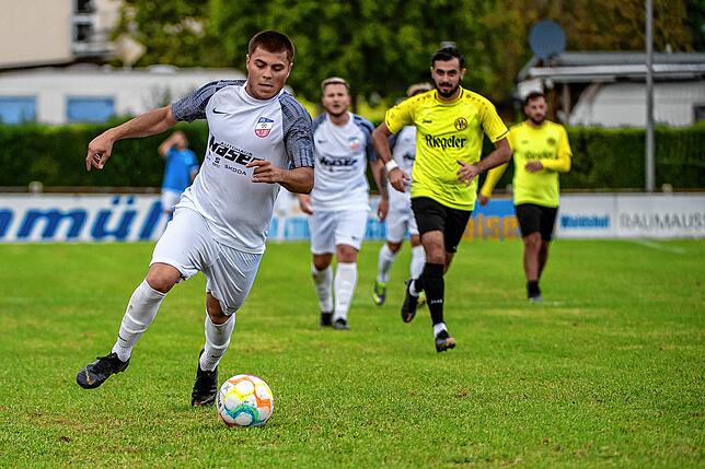 Bild 1: VfB Waldshut bezwingt den FV Herbolzheim mit 3:2 &ndash; und wir haben Bilder!