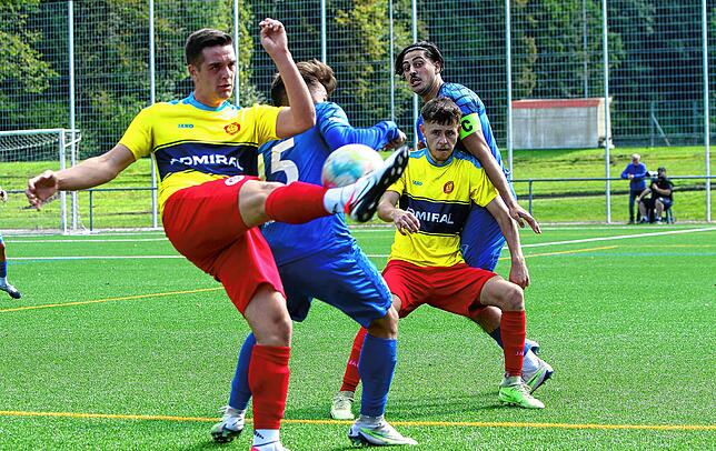 Bild 8: Die besten Bilder vom Duell der Verbandsligareserven SC Pfullendorf II und 1. FC Rielasingen II