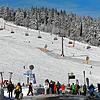 Pünktlich zu den Weihnachtsfeiertagen haben die Feldbergbahnen am Feldberg im Schwarzwald wieder den Skibetrieb aufgenommen. Am zweiten ...