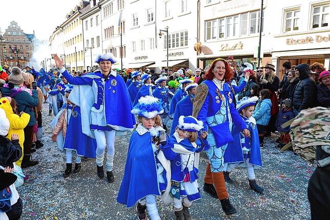 Bild 16: Konstanzer Fasnachtsumzug 2025: Altstadt ist in Narrenhand