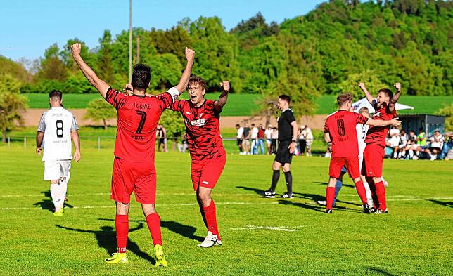 Bild 1: Unser Bildergalerie vom Pokal-Triumph des FV Walbertsweiler-Rengetweiler!