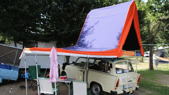 Bild : Camping ist im Corona-Sommer sehr beliebt: Urlauber erzählen, warum es sie auf den Markdorfer Campingplatz zieht und was dieses Jahr dort anders läuft