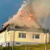 Ein Blitzschlag hat an einem Wohnhaus in Birkendorf am Dienstagabend einen hohen Schaden verursacht. Die Feuerwehren aus ...