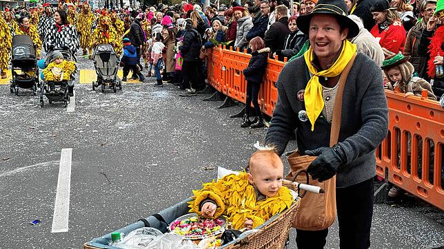 Bild 26: Großer Häfler Narrensprung in der Innenstadt &ndash; Teil 2