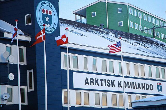 Im Hauptquartier des Arktischen Kommandos in der grönländischen Hauptstadt Nuuk befindet sich das 2020 wiedereröffnete US-Konsulat.