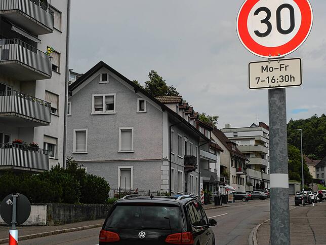 Rund um die Christliche Schule Hochrhein besteht das Tempolimit bereits, aber nur zeitweise.