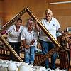 Mit Doris Maus und Alexandra Fusenecker (von links) organisierte Sandra Kirsch (rechts) im vergangenen Jahr einen Schloss-Flohmarkt. Die ...