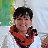 Veronika Riesterer-Nahdi ist seit 30 Jahren Krankenpflegerin und berät seit rund acht Jahren Menschen im Patienten-Informations-Zentrum ...