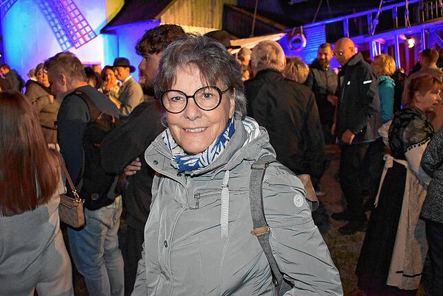 Irmgard Bucher aus Birkendorf sprach ein großes Kompliment an alle Darsteller aus