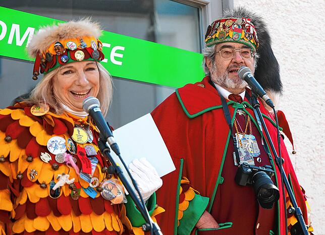 Bild 6: Bunte Kostüme und fröhliche Stimmung beim Fastnachtsumzug 2025