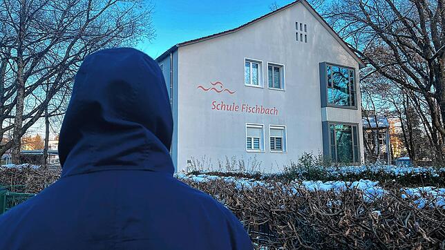 An der Fischbacher Grundschule herrscht Sorge. Zwei Männer haben im vergangenen Monat Kinder auf ihrem Schulweg verdächtig angesprochen ...